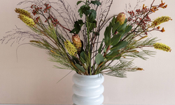 urban-natureculture-vaas-flowerbulb-wit-gerecycled-glas-vazen- bloempotten-decoratie2