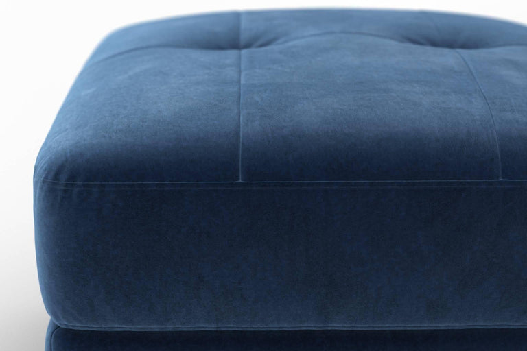 Hocker Confidential velvet